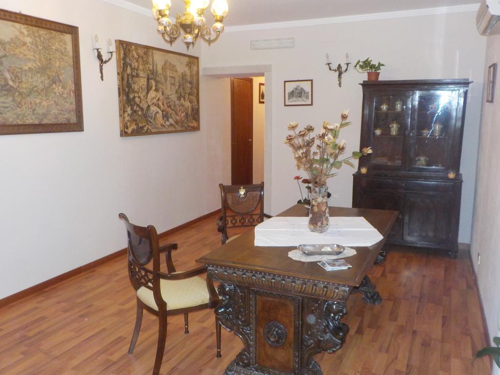 Casa Mirabella Apartment